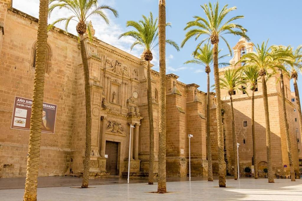Precioso Piso En Almeria Centro Con Parking Gratis Dış mekan fotoğraf